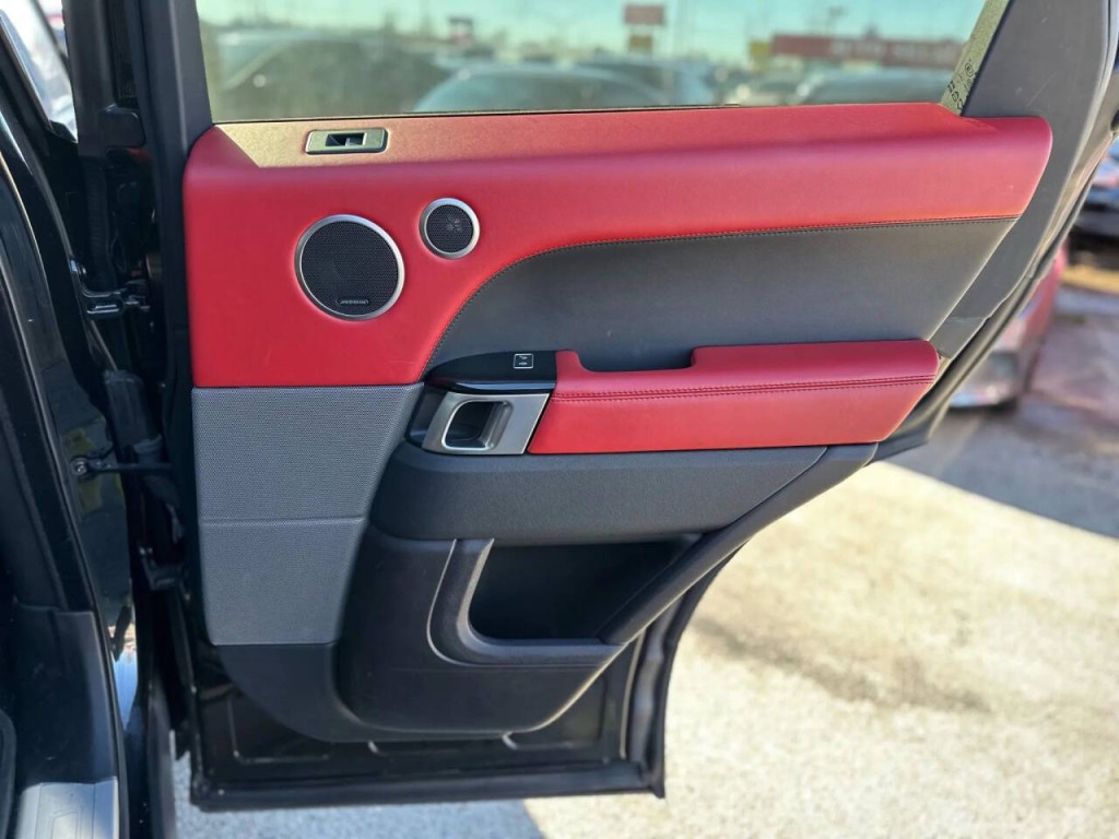 2017 Land Rover Range Rover Sport Image 23