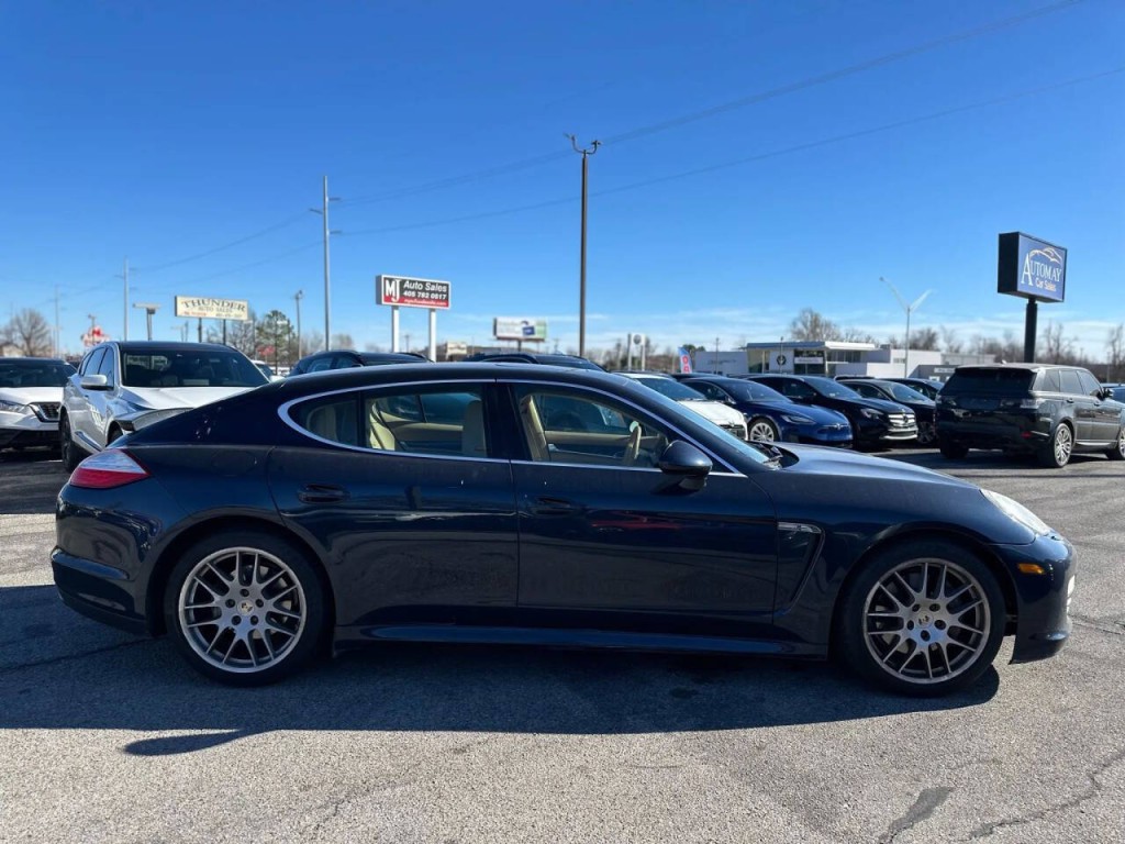 2010 Porsche Panamera Image 5