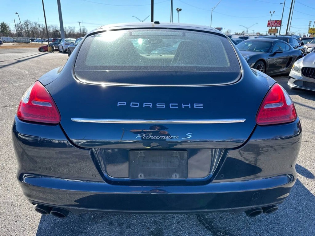 2010 Porsche Panamera Image 33