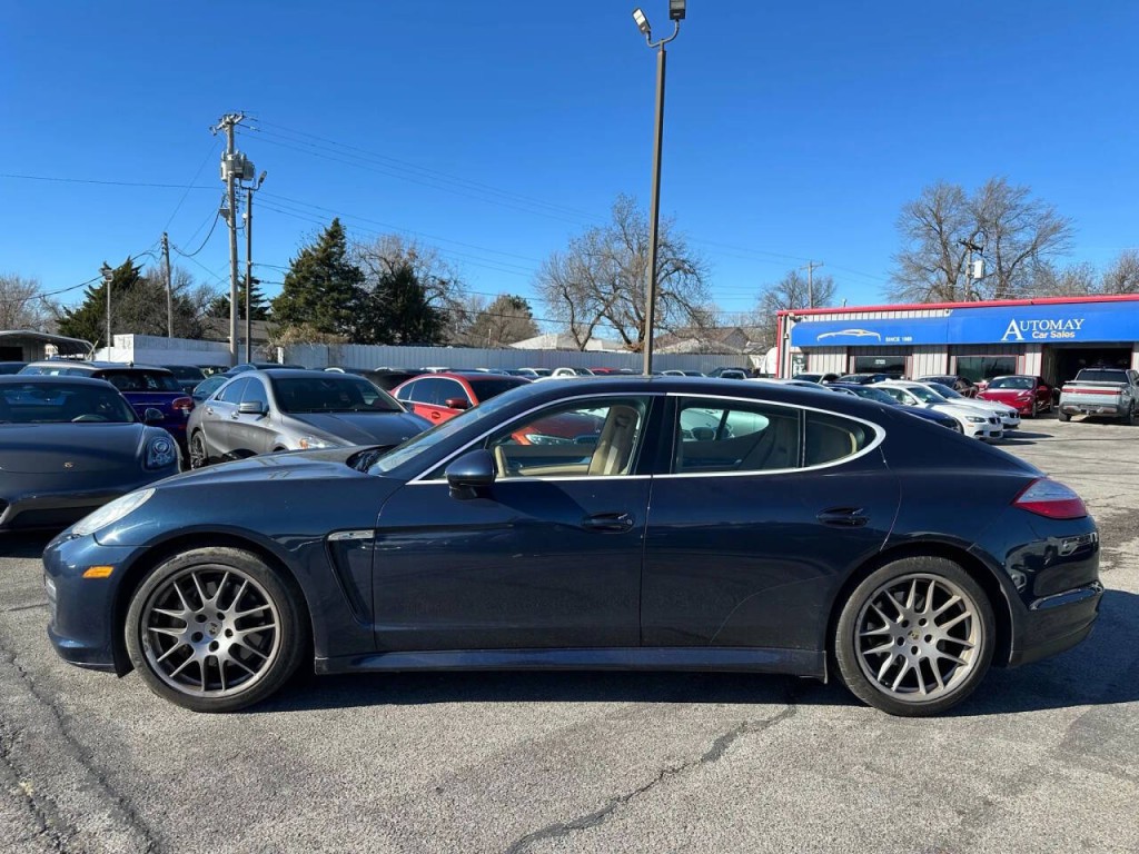 2010 Porsche Panamera Image 35