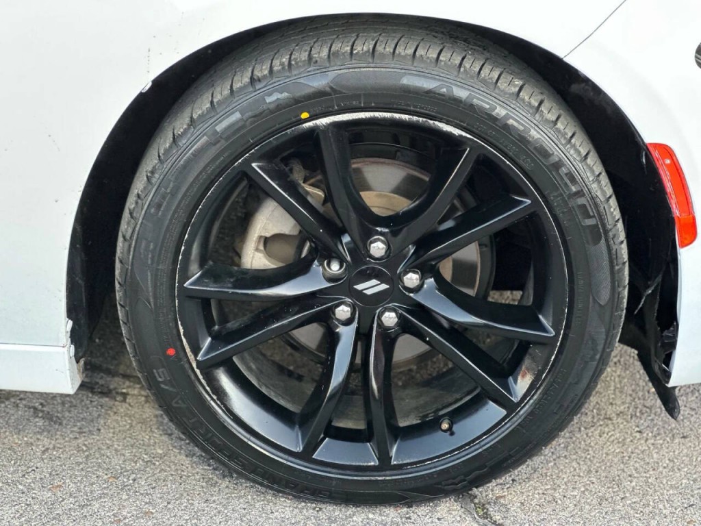 2018 Dodge Charger Image 27