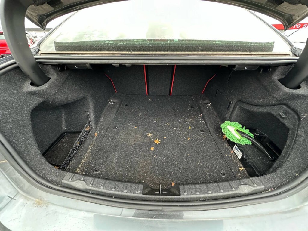 2016 BMW 3 Series Image 26