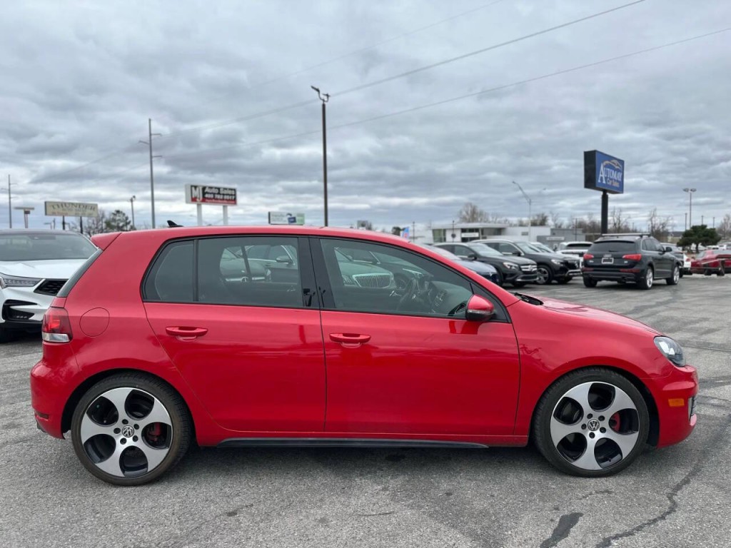 2013 Volkswagen GTI Image 5