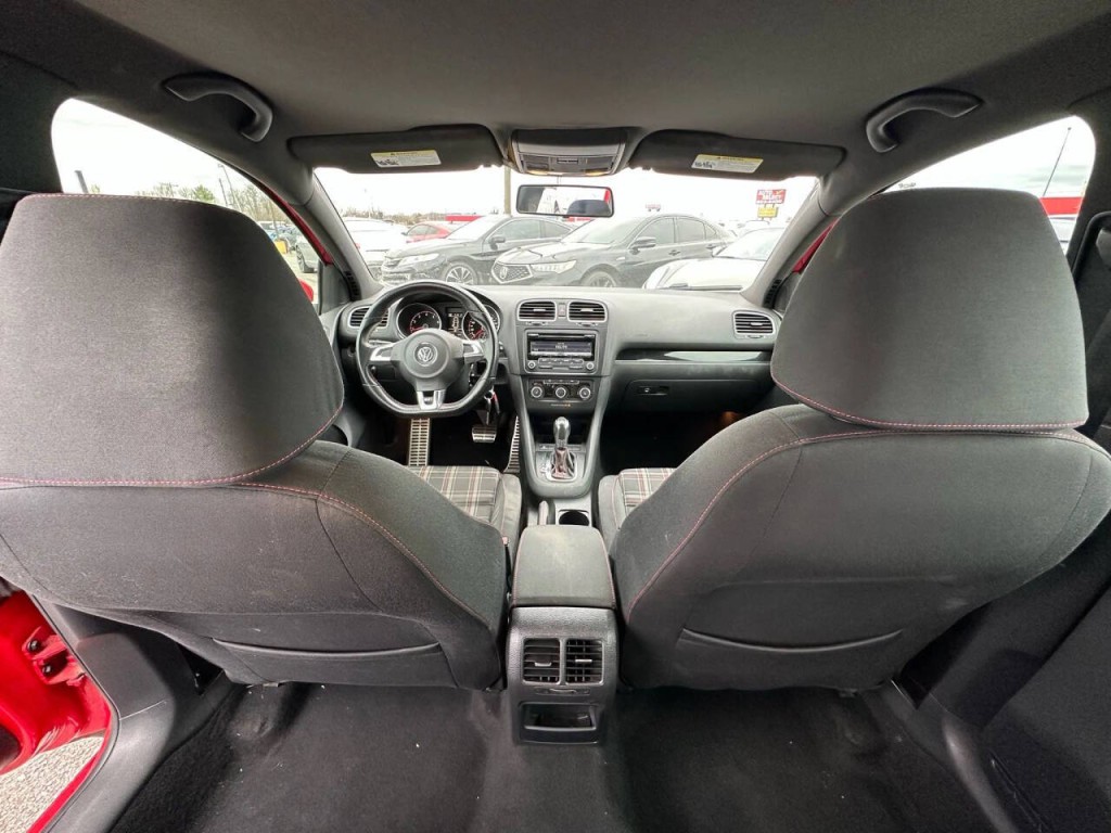 2013 Volkswagen GTI Image 15