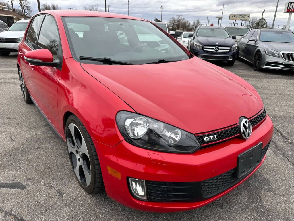2013 Volkswagen GTI Image 30