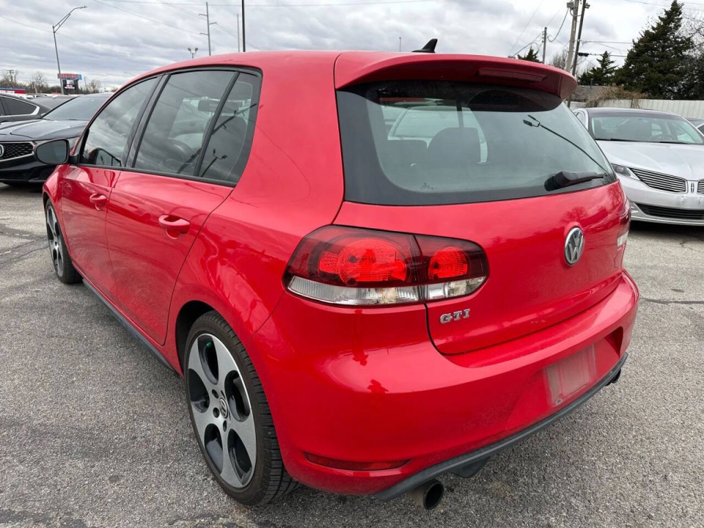 2013 Volkswagen GTI Image 34