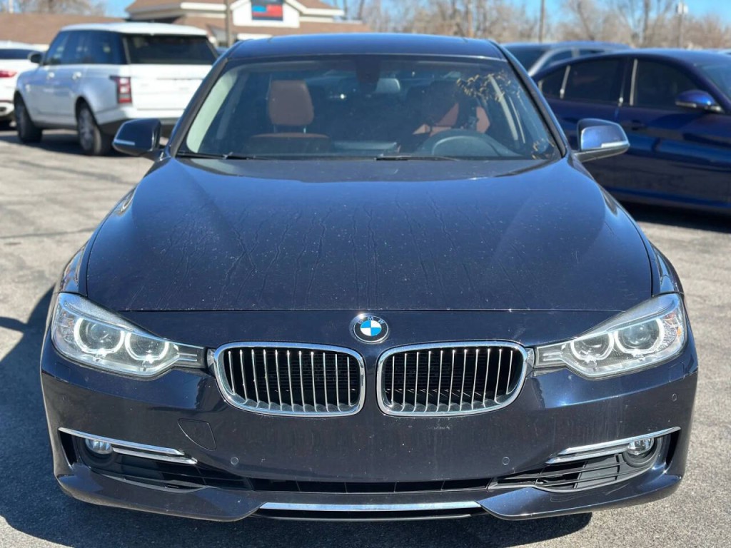 2014 BMW 3 Series Image 3