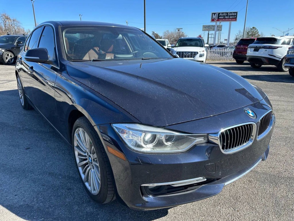 2014 BMW 3 Series Image 27