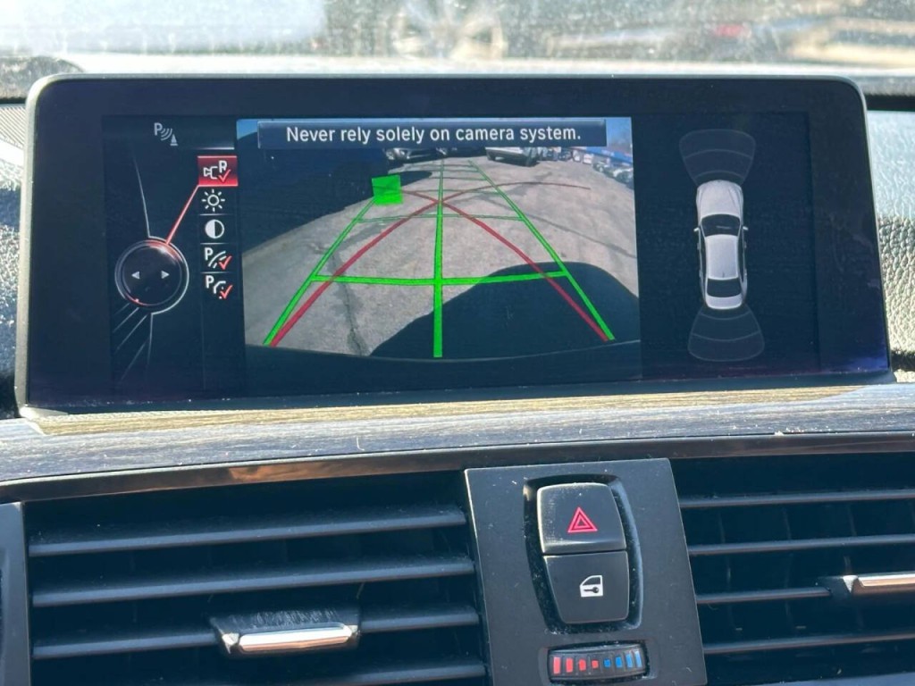 2014 BMW 3 Series Image 34