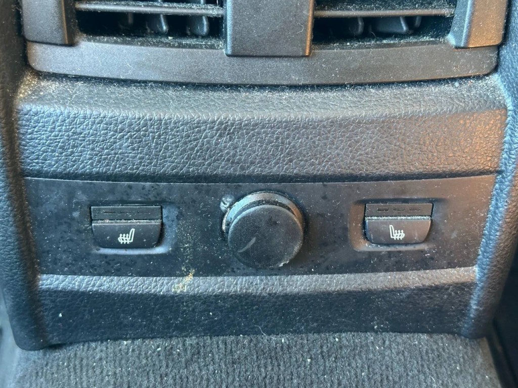 2014 BMW 3 Series Image 35