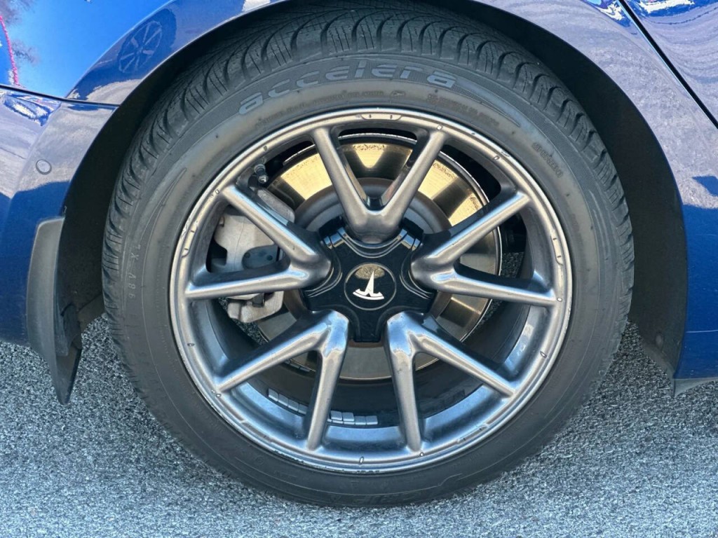 2018 Tesla Model 3 Image 27