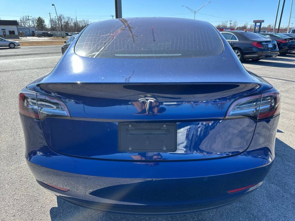 2018 Tesla Model 3 Image 33