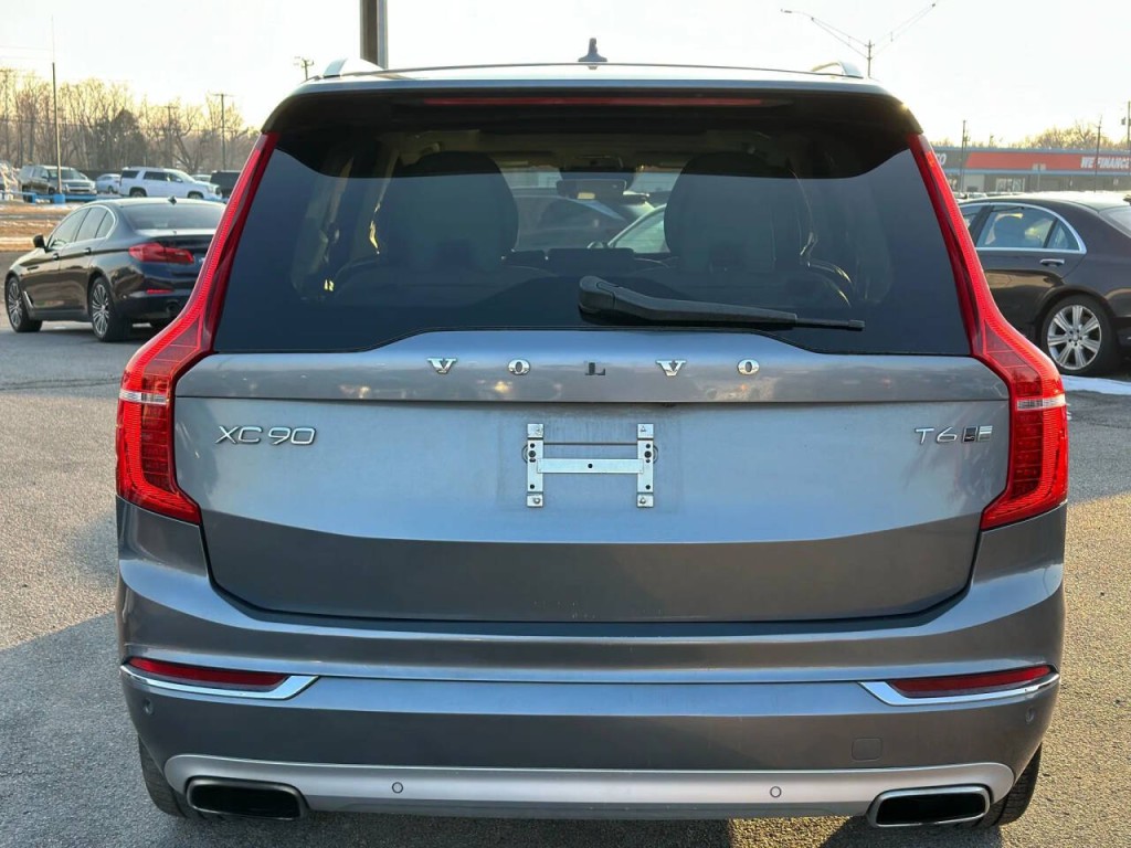 2016 Volvo XC90 Image 7