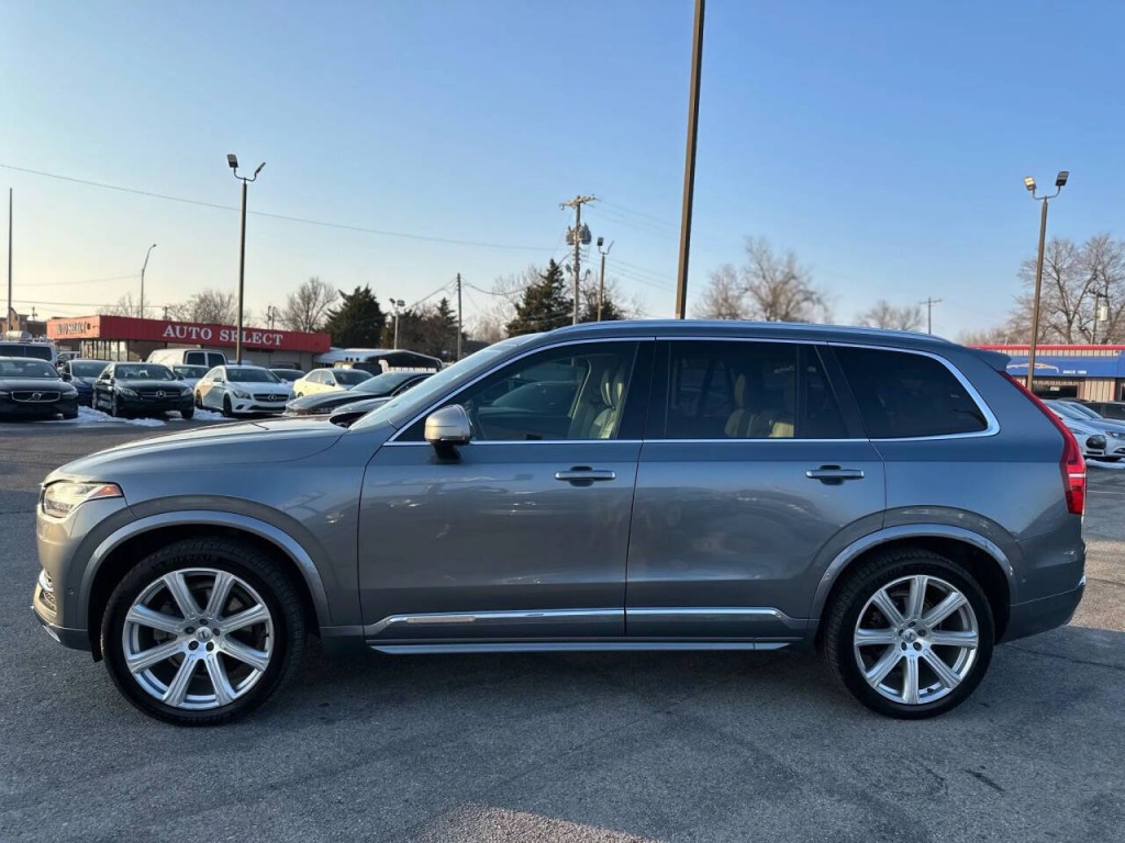 2016 Volvo XC90 Image 9