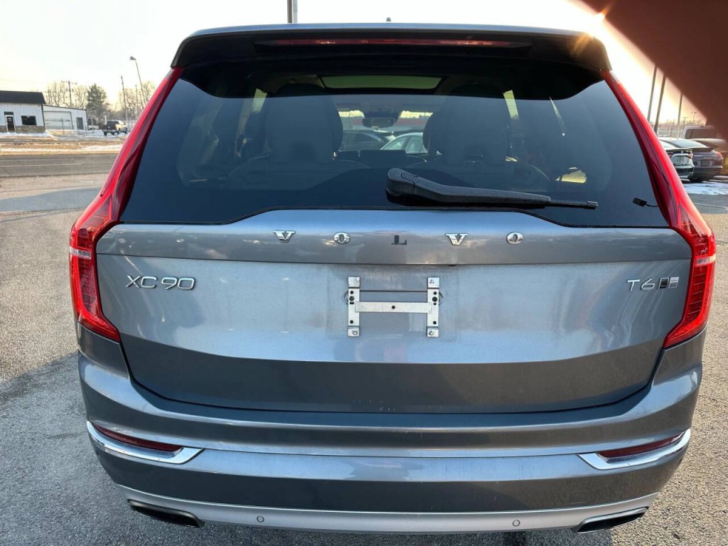 2016 Volvo XC90 Image 33