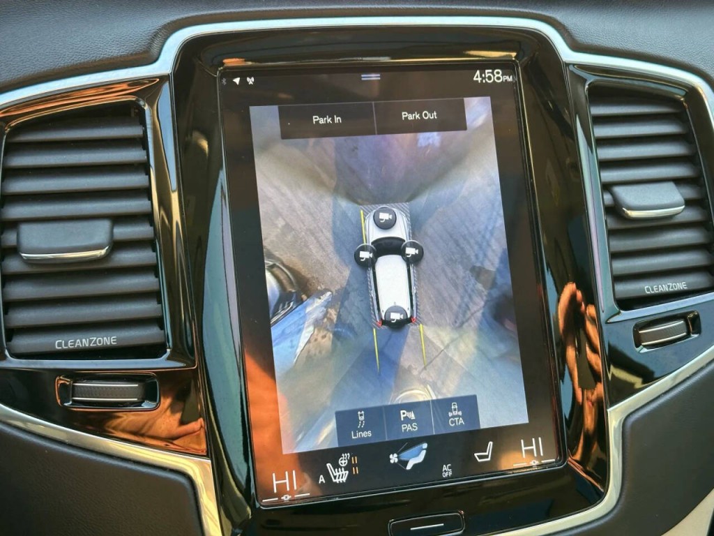 2016 Volvo XC90 Image 44