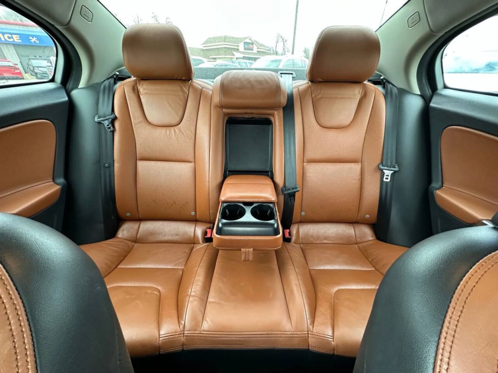2013 Volvo S60 Image 16
