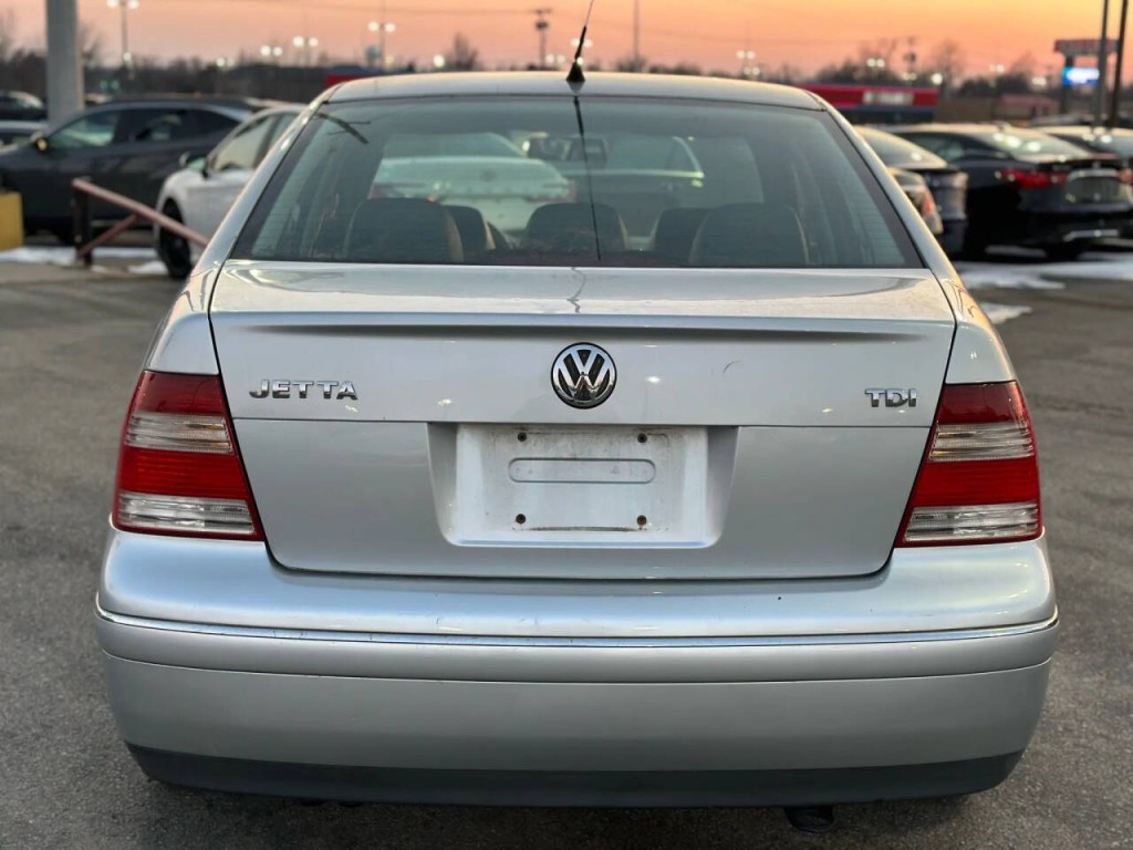2004 Volkswagen Jetta Image 7