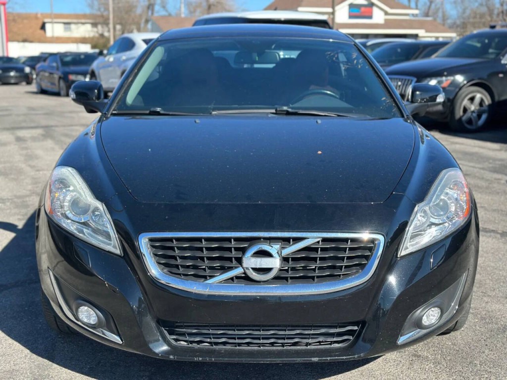 2013 Volvo C70 Image 4