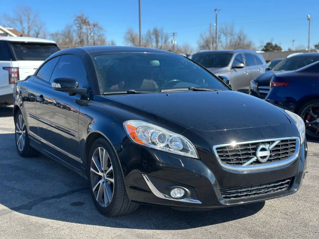 2013 Volvo C70 Image 6