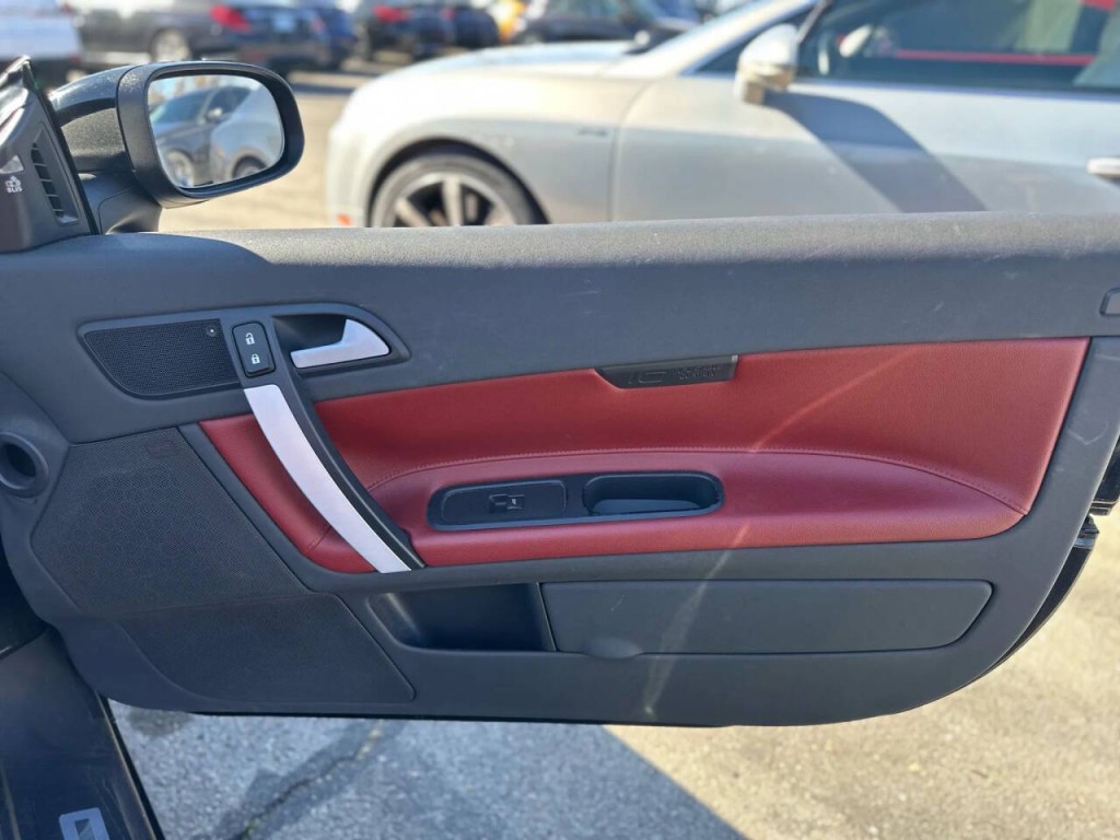 2013 Volvo C70 Image 25