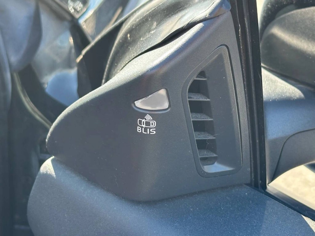 2013 Volvo C70 Image 31