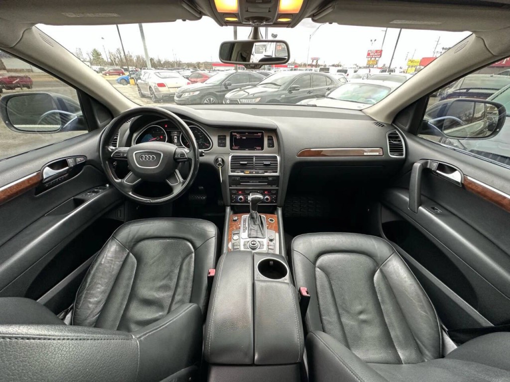 2012 Audi Q7 Image 11