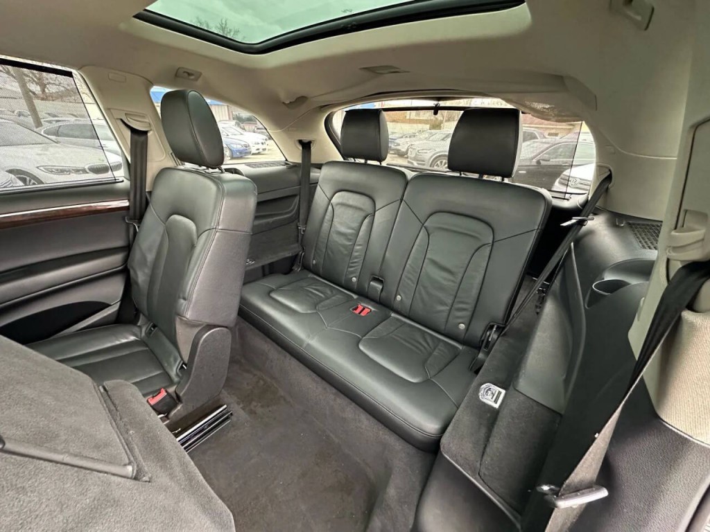 2012 Audi Q7 Image 18