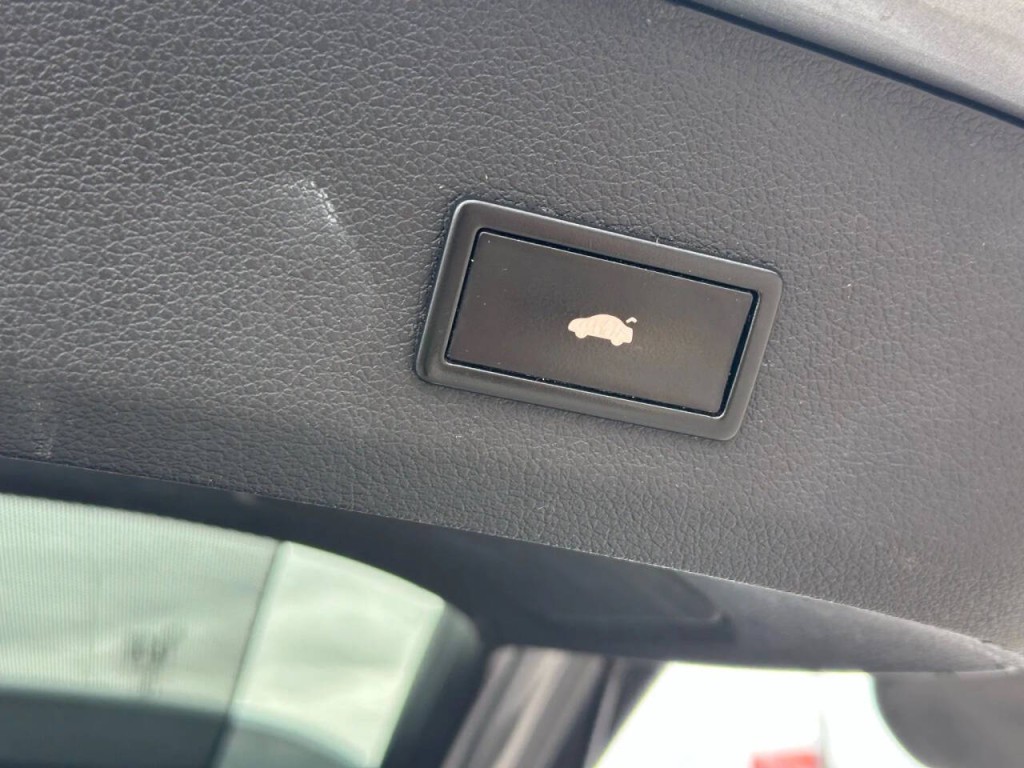 2012 Audi Q7 Image 39