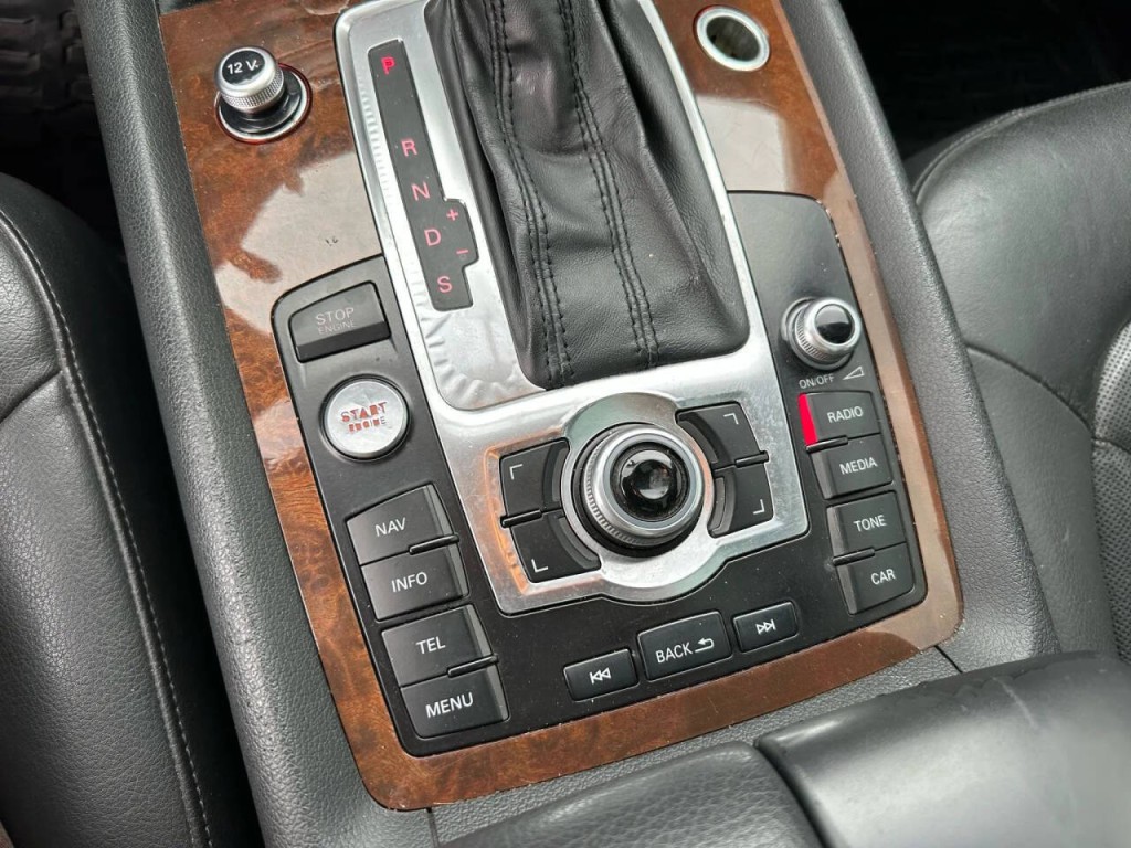 2012 Audi Q7 Image 44