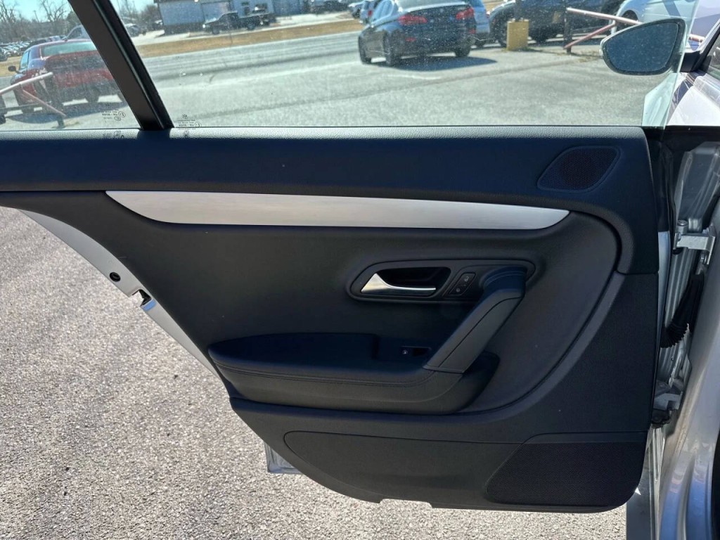 2013 Volkswagen CC Image 20