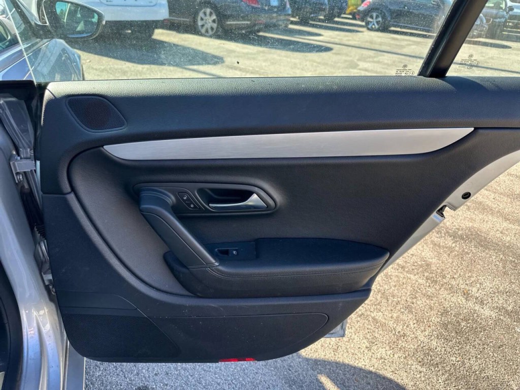 2013 Volkswagen CC Image 22