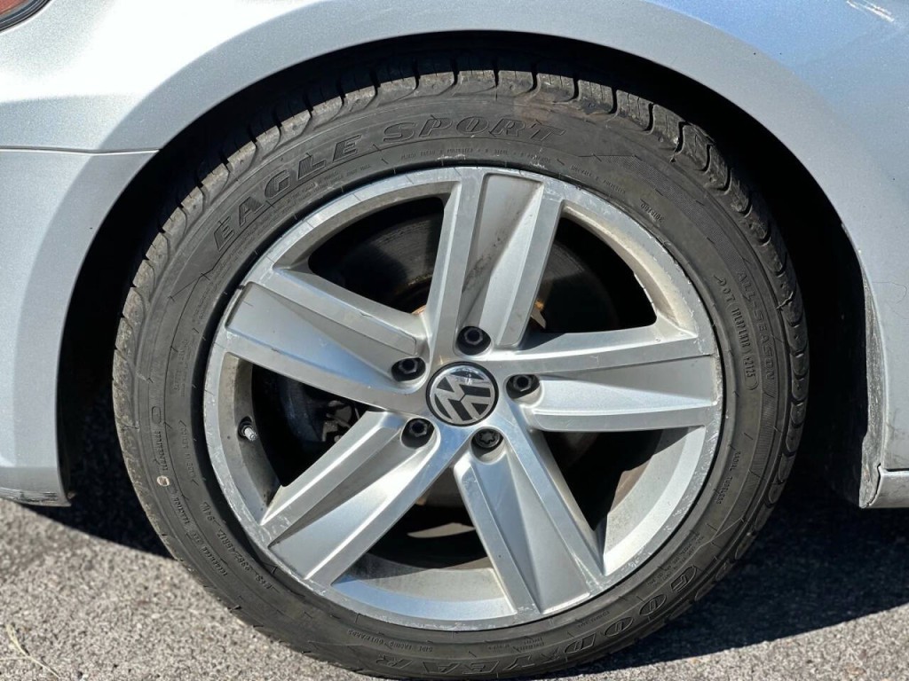 2013 Volkswagen CC Image 26