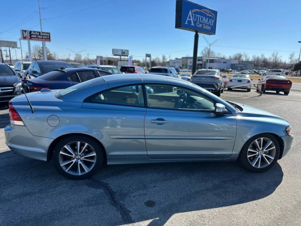 2010 Volvo C70 Image 9