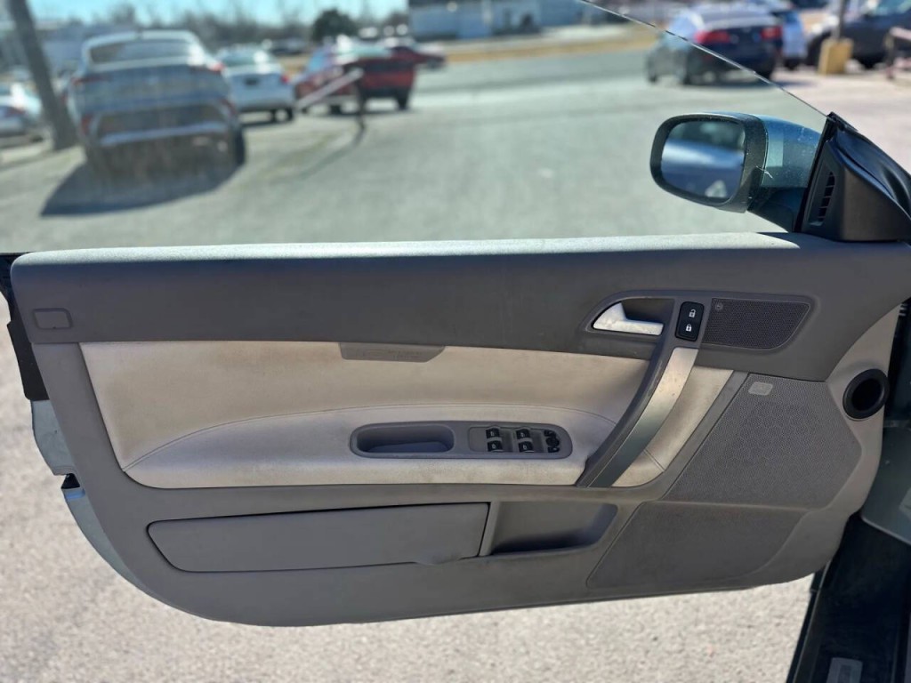 2010 Volvo C70 Image 30