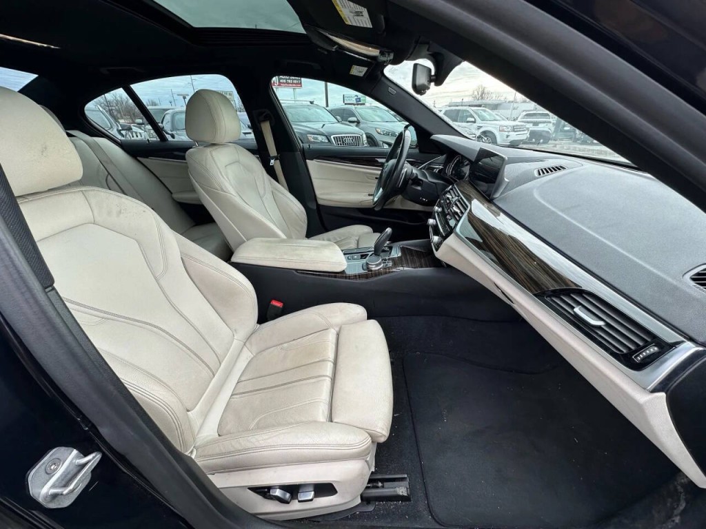 2018 BMW 5 Series Image 13