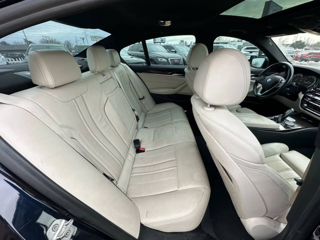2018 BMW 5 Series Image 14