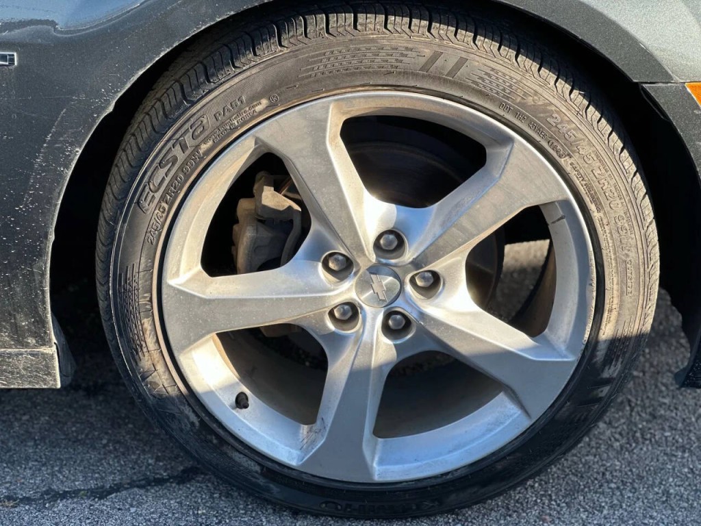 2015 Chevrolet Camaro Image 21