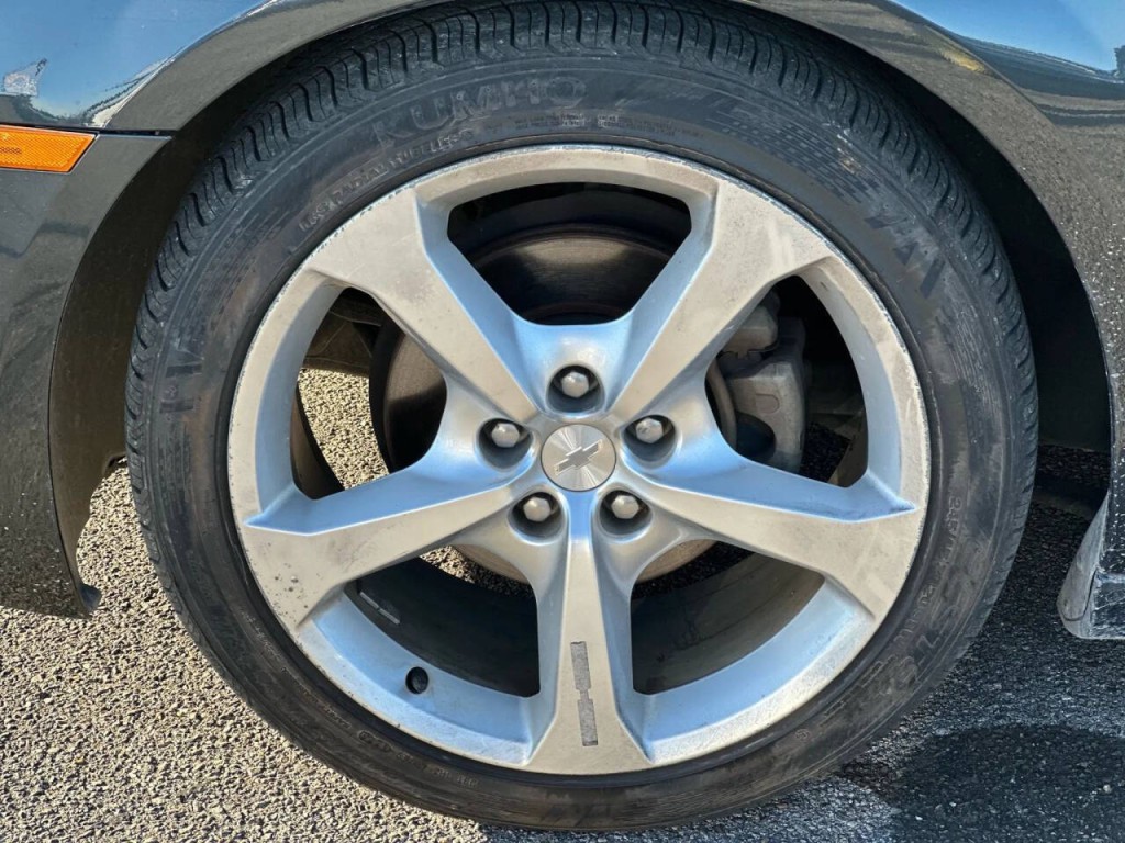 2015 Chevrolet Camaro Image 24