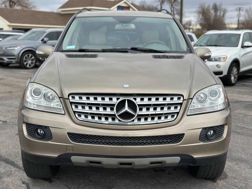 2008 Mercedes-Benz M-Class Image 3