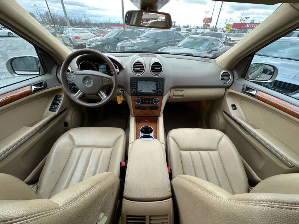 2008 Mercedes-Benz M-Class Image 11