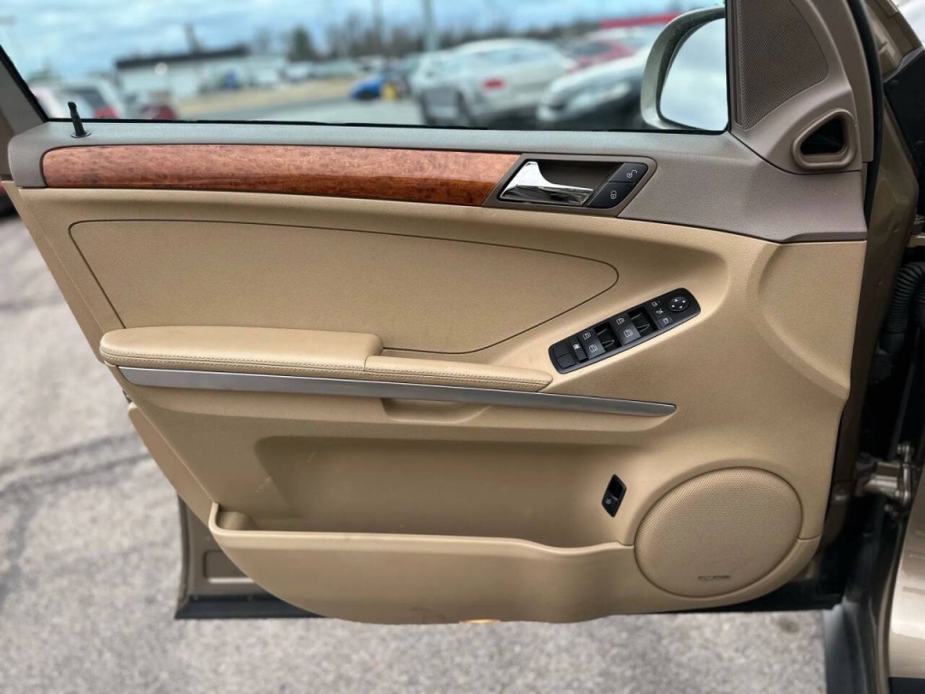 2008 Mercedes-Benz M-Class Image 20
