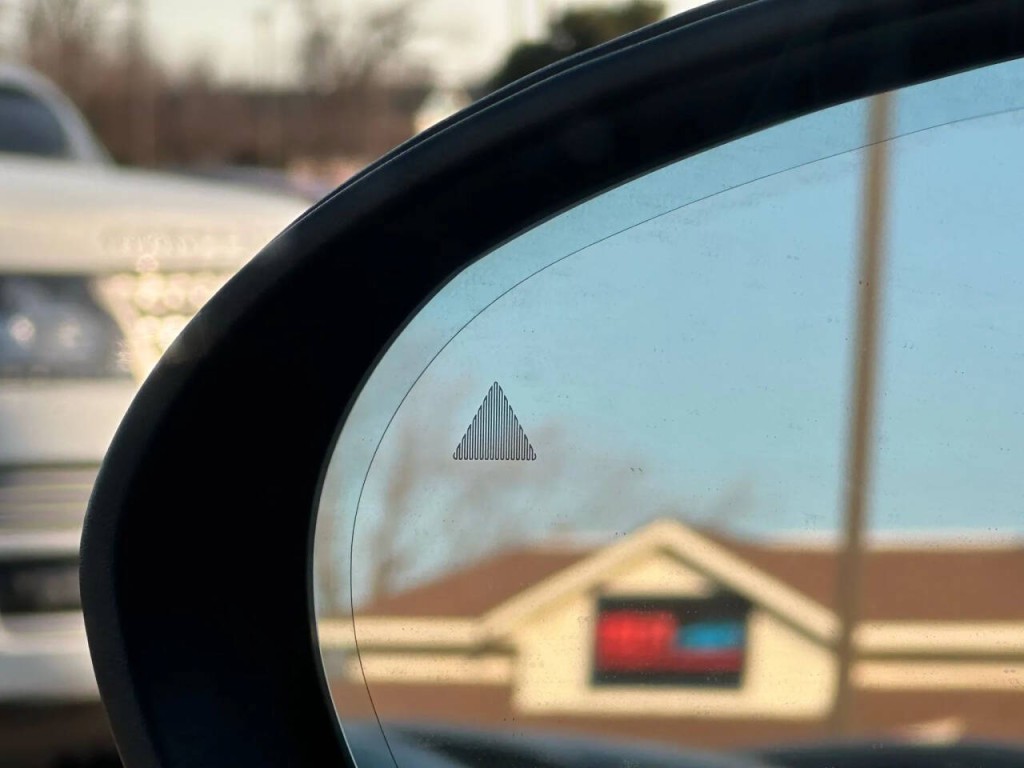 2017 Alfa Romeo Giulia Image 29