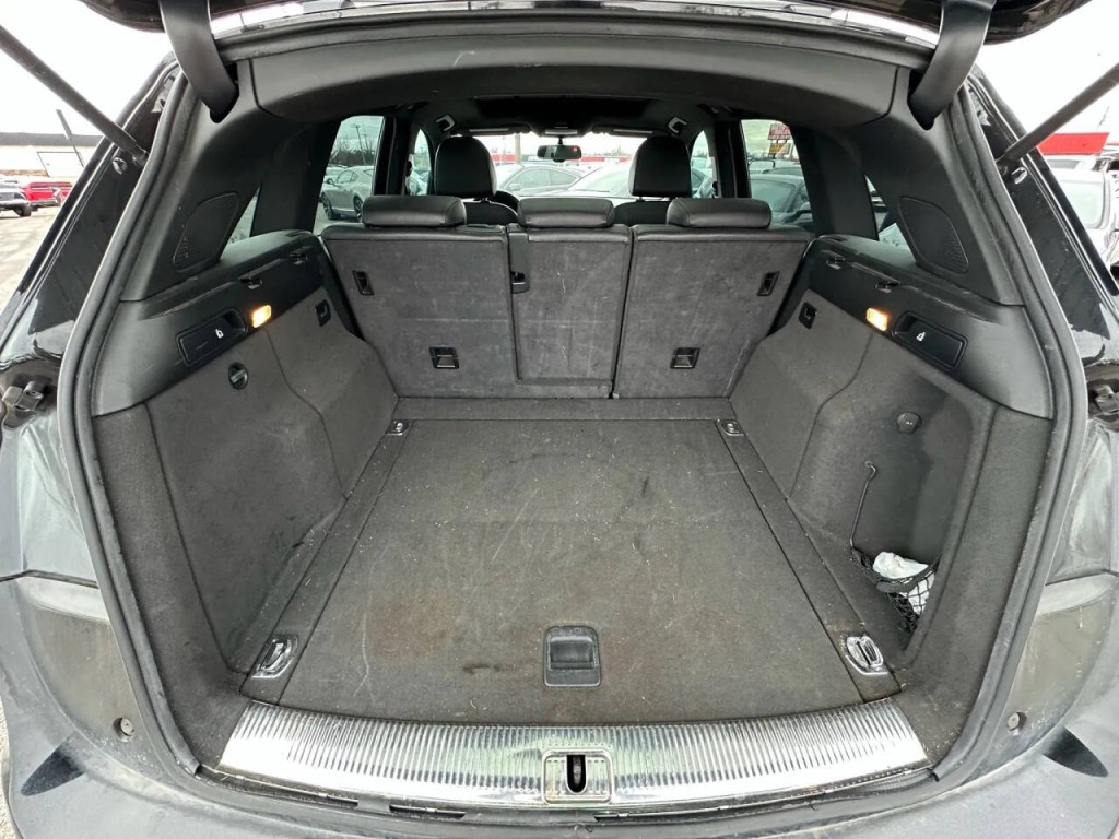 2010 Audi Q5 Image 18