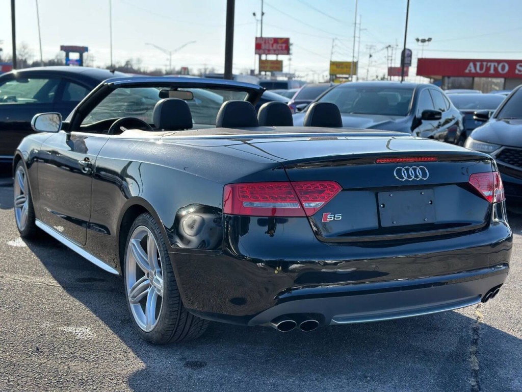 2011 Audi S5 Image 14