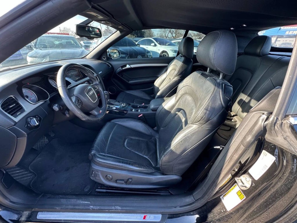 2011 Audi S5 Image 18