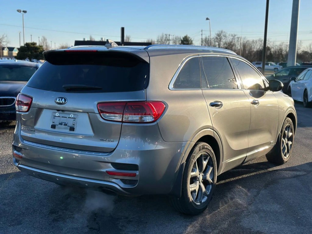 2017 Kia Sorento Image 6
