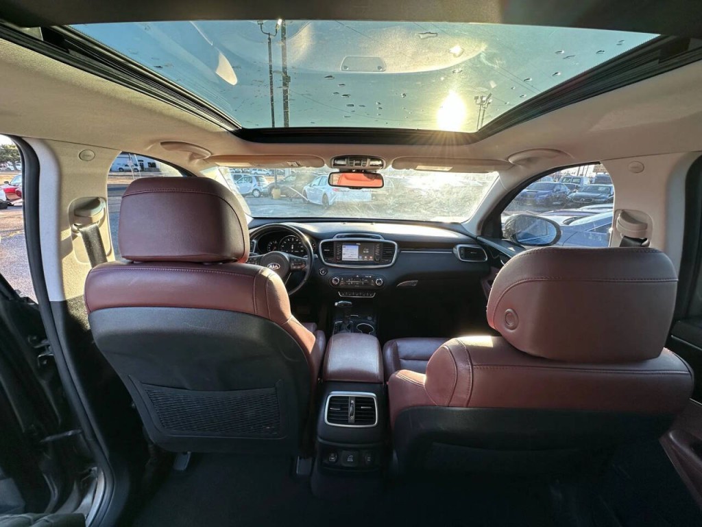 2017 Kia Sorento Image 15
