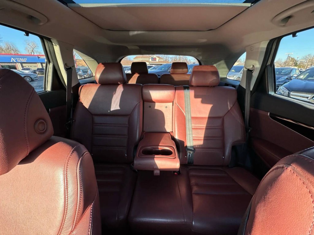 2017 Kia Sorento Image 16