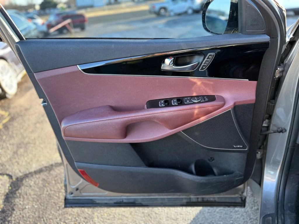 2017 Kia Sorento Image 22